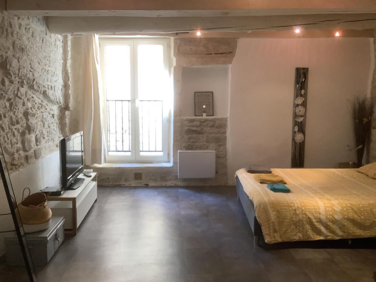 L'Etoile Apartment Nimes Exterior photo